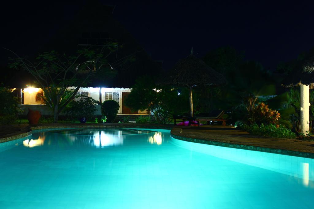 ディアニ・ビーチ Marula Parkヴィラ 部屋 写真